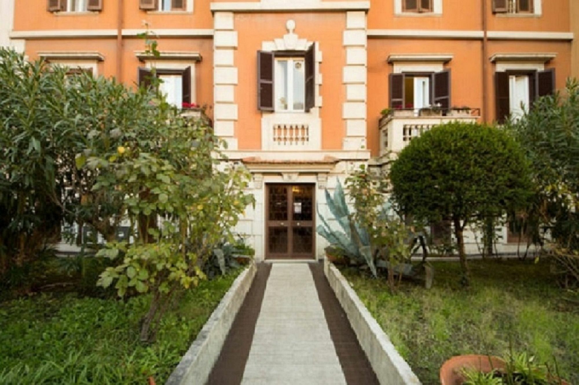 Finally In Roma Ngoại thất bức ảnh