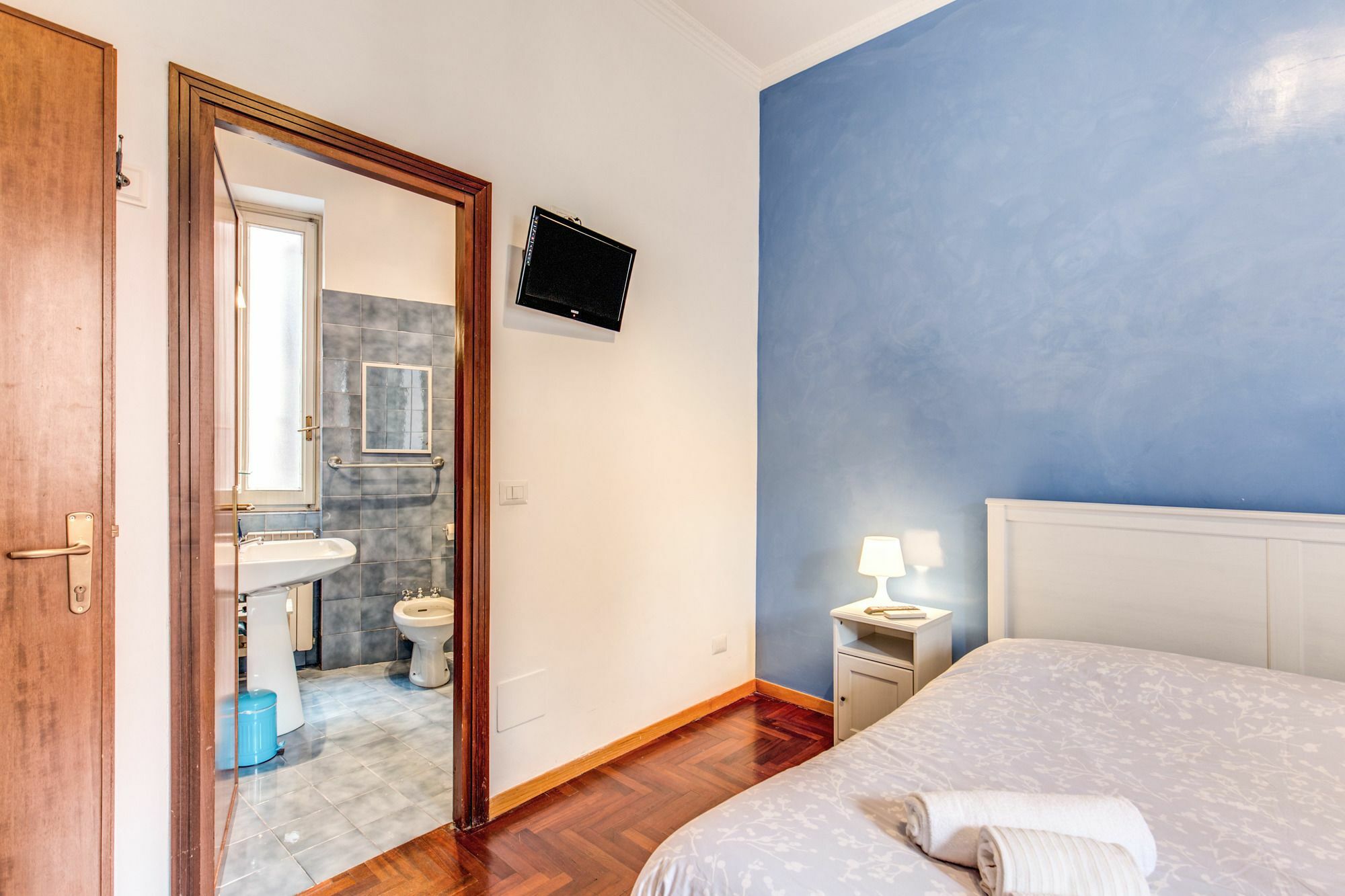 Finally In Roma Ngoại thất bức ảnh